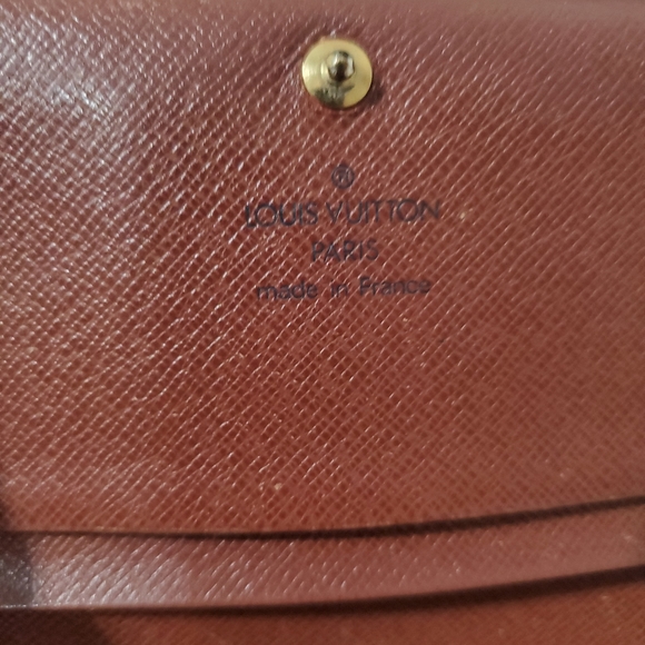LOUIS VUITTON MONOGRAM WALLET - Picture 13 of 16